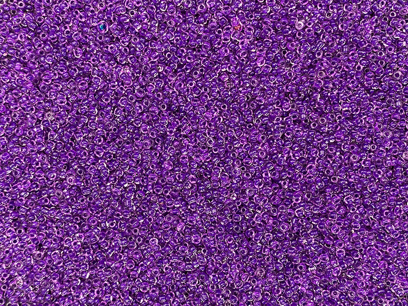 Бисер 12/0 перламутровый полупрозрачный (фиолетовый)